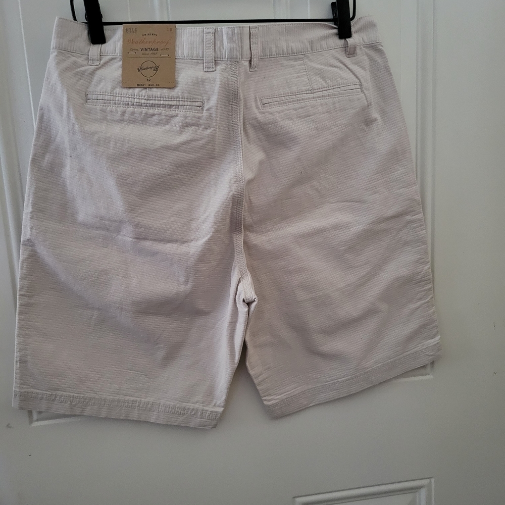 Weatherproof shorts - Picture 4 of 6